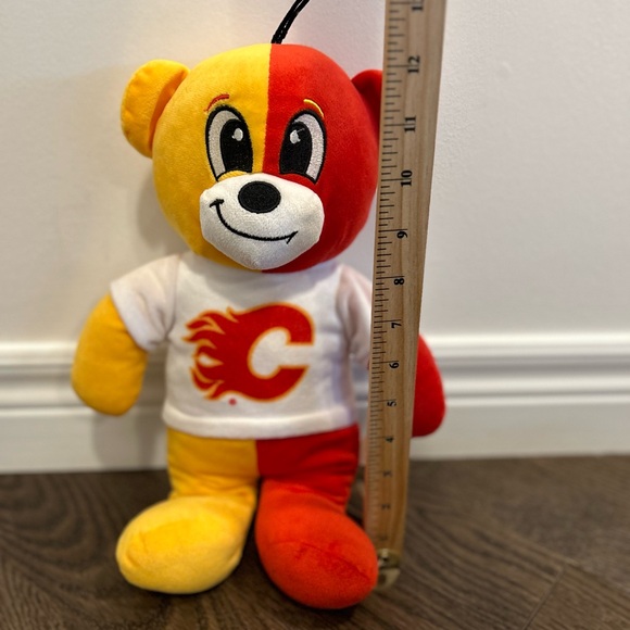 NHL Calgary Flames plush bear - Picture 2 of 4